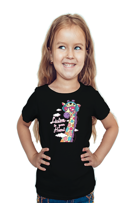 Black Giraffe Listen to your Heart T-shirt for Girls
